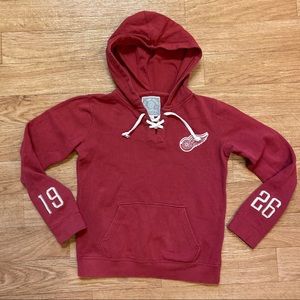 Red Wing Hockey Sweatshirt